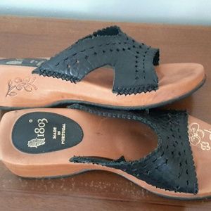 1803 black leather slip on wedge sandals